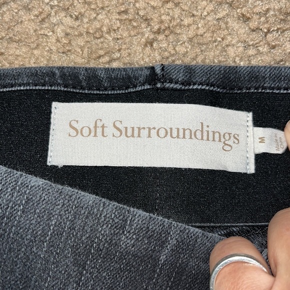 Soft Surroundings Ultimate Denim Pull-On Skinny Jeans Washed Black Medium 10-12 - Picture 6 of 7
